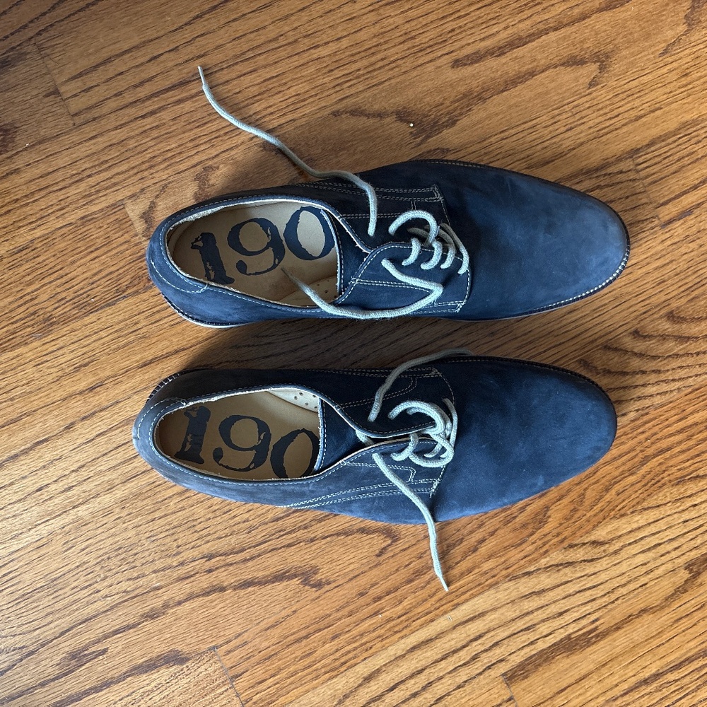 Mens blue bucks